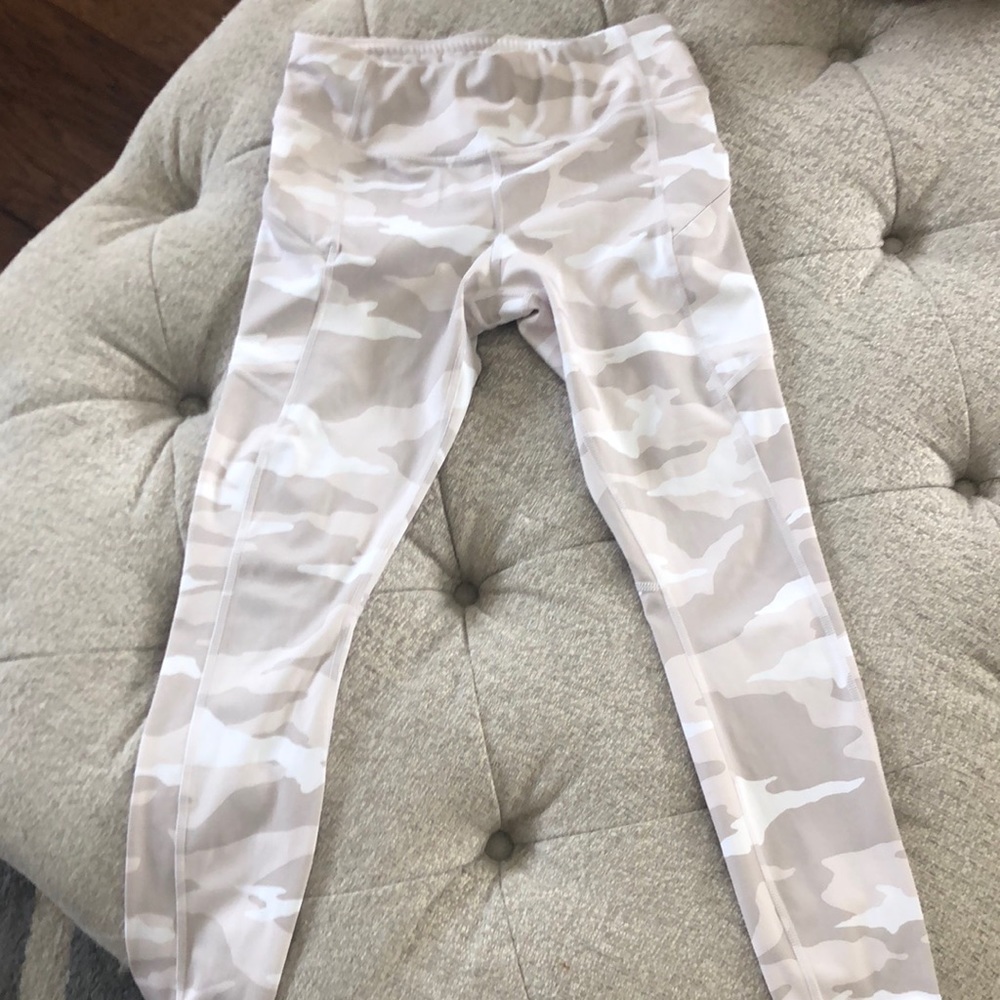 Athletic pants